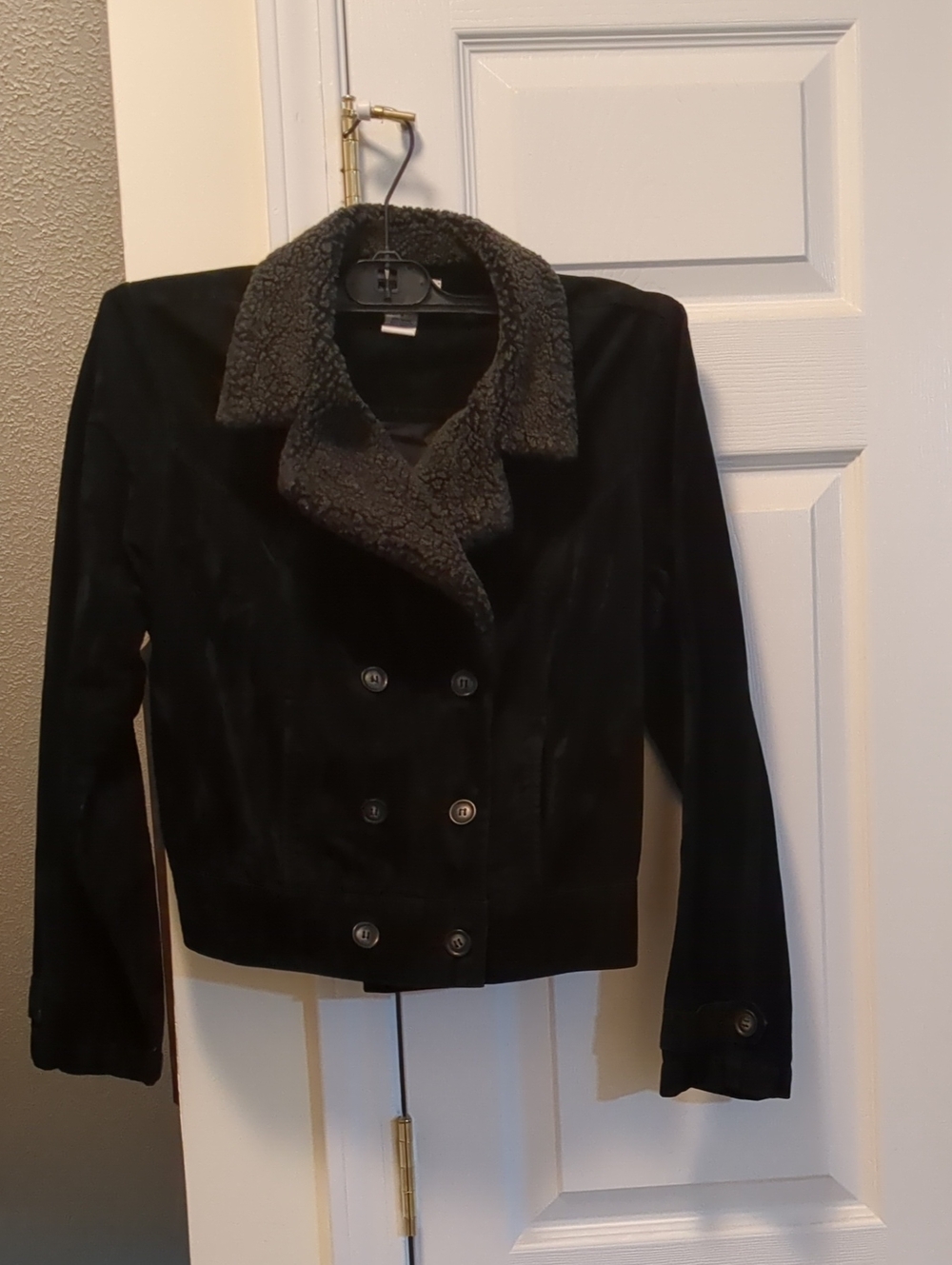 90s Xhilaration Black Faux-Shearling Collar Double-Breasted Velvet Jacket